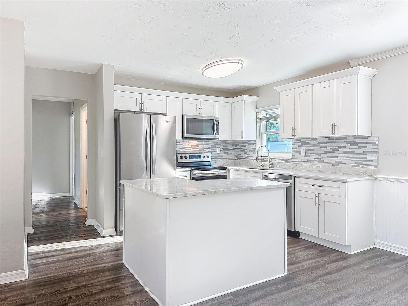 Image 12 of 44 For 7401 16th St N