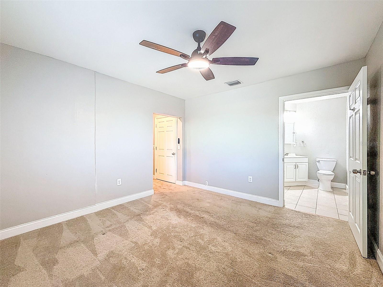 Image 22 of 44 For 7401 16th St N