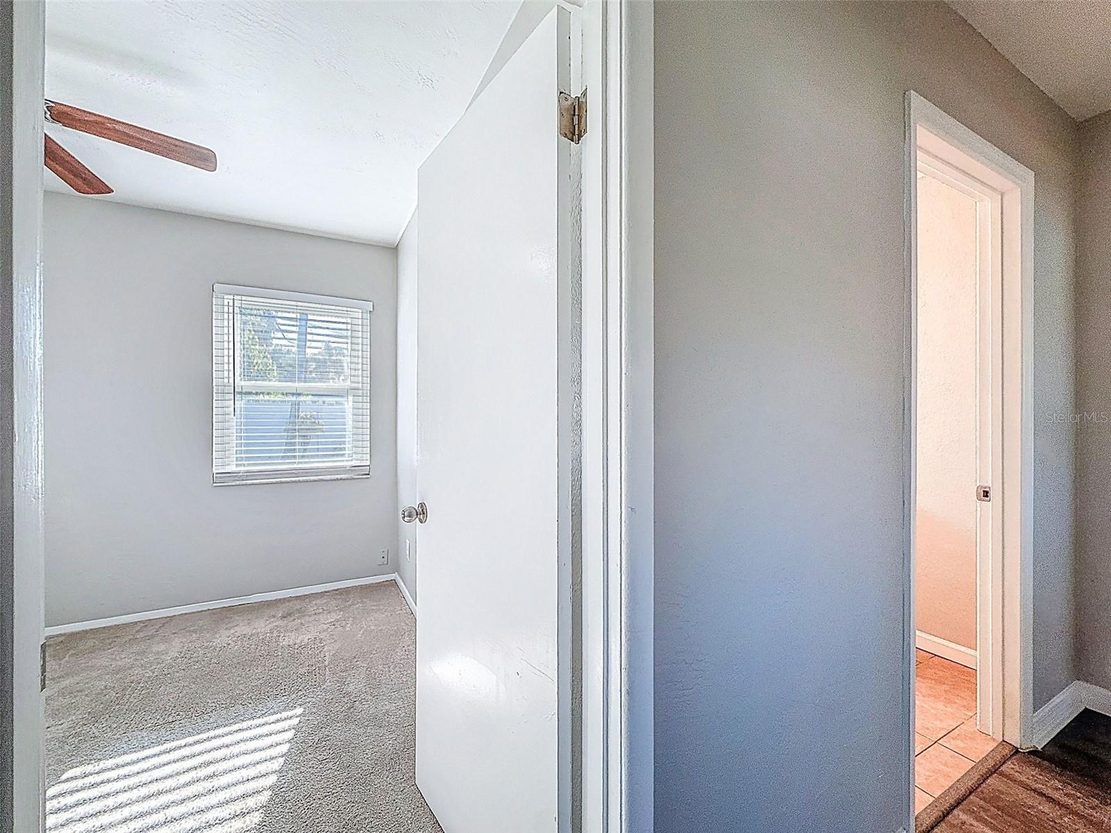 Image 33 of 44 For 7401 16th St N