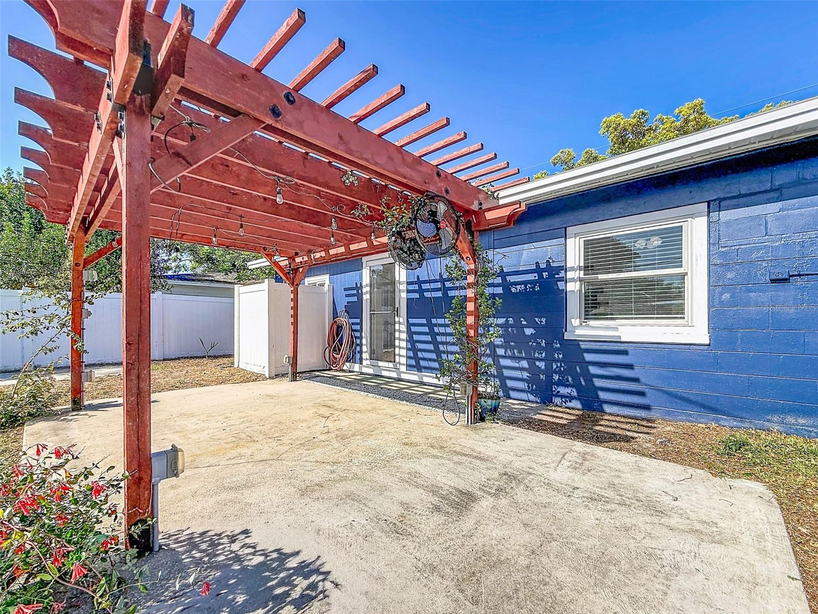 Image 39 of 44 For 7401 16th St N