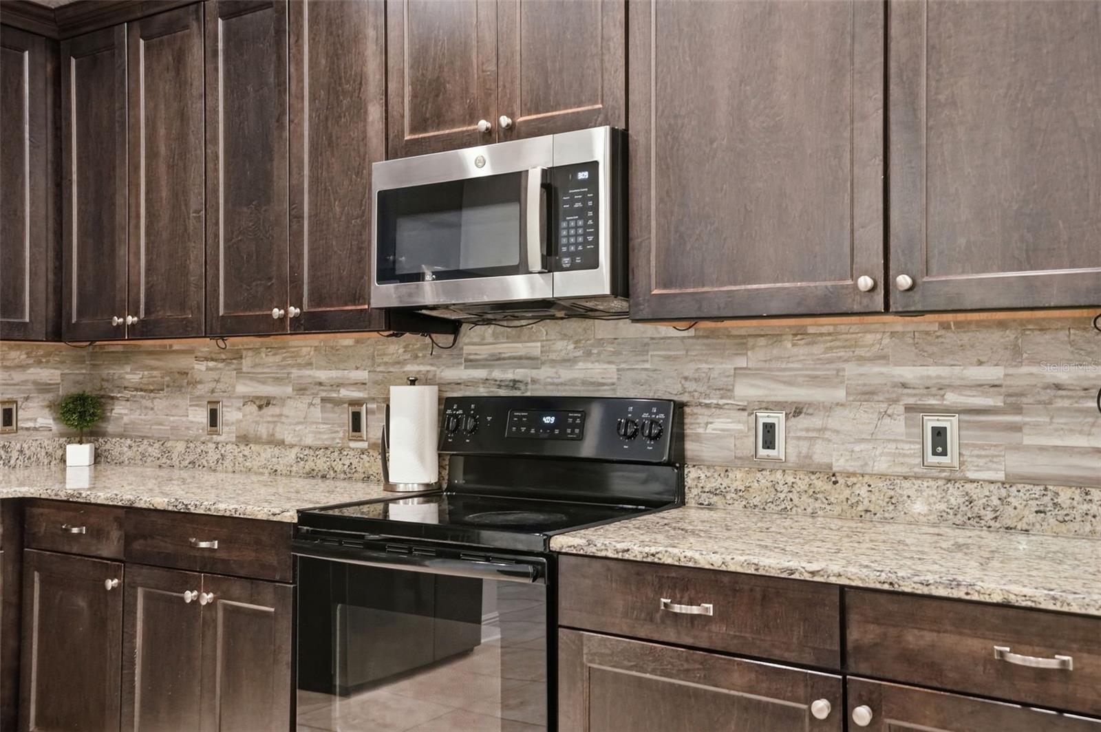 Image 13 of 64 For 12417 Coralbean Court