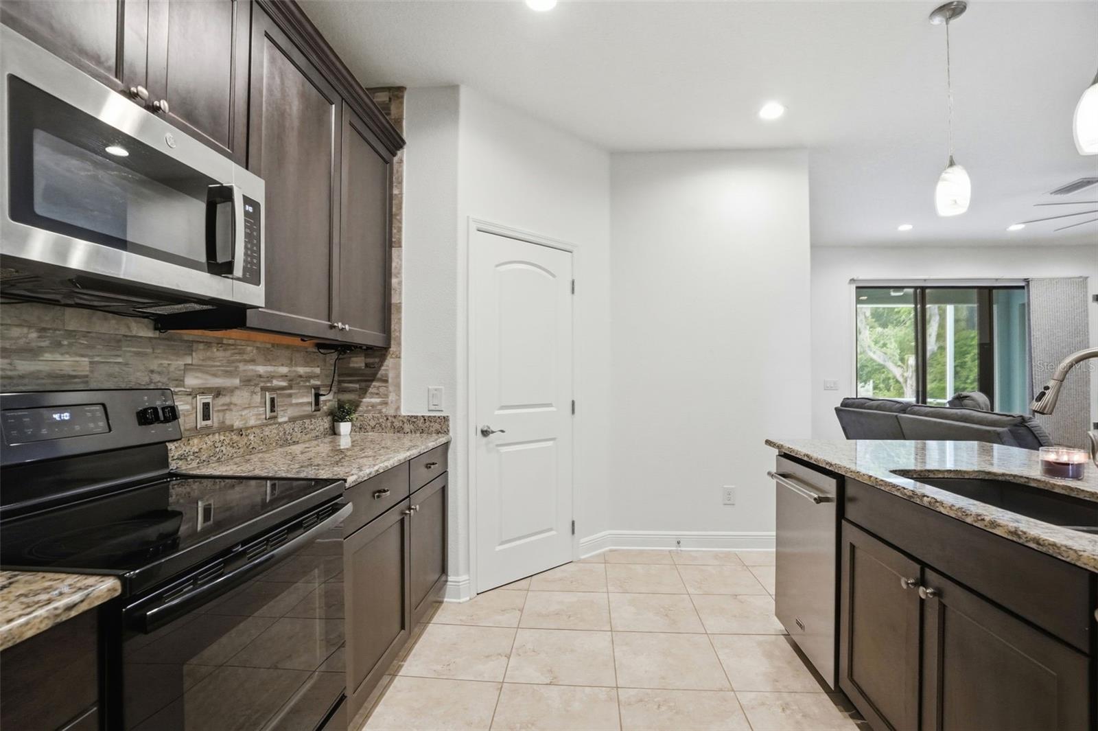 Image 16 of 64 For 12417 Coralbean Court