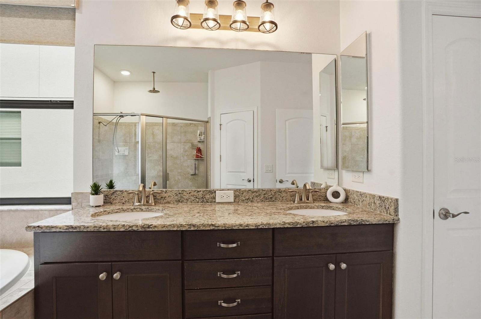 Image 23 of 64 For 12417 Coralbean Court