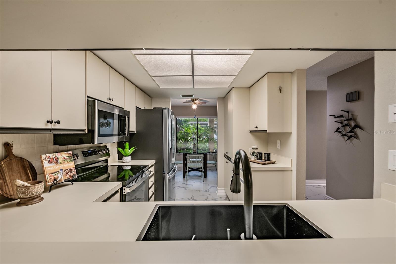 Image 2 of 24 For 1801 Lake Road 6d