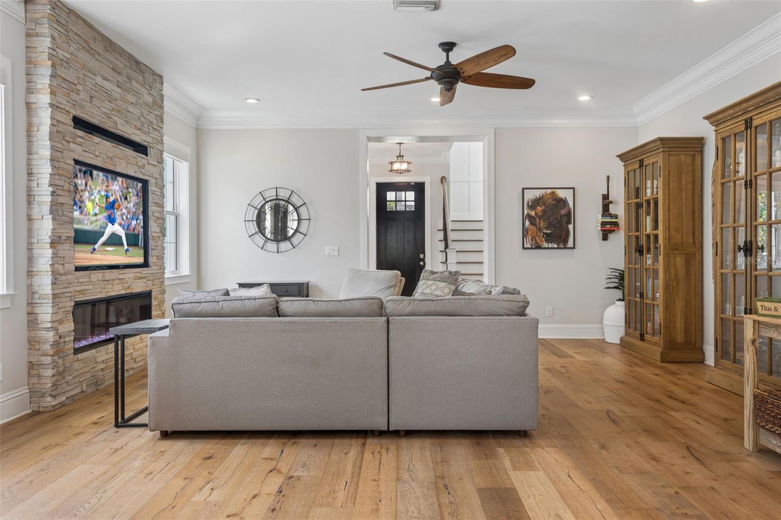 Image 11 of 49 For 2509 Palm Drive