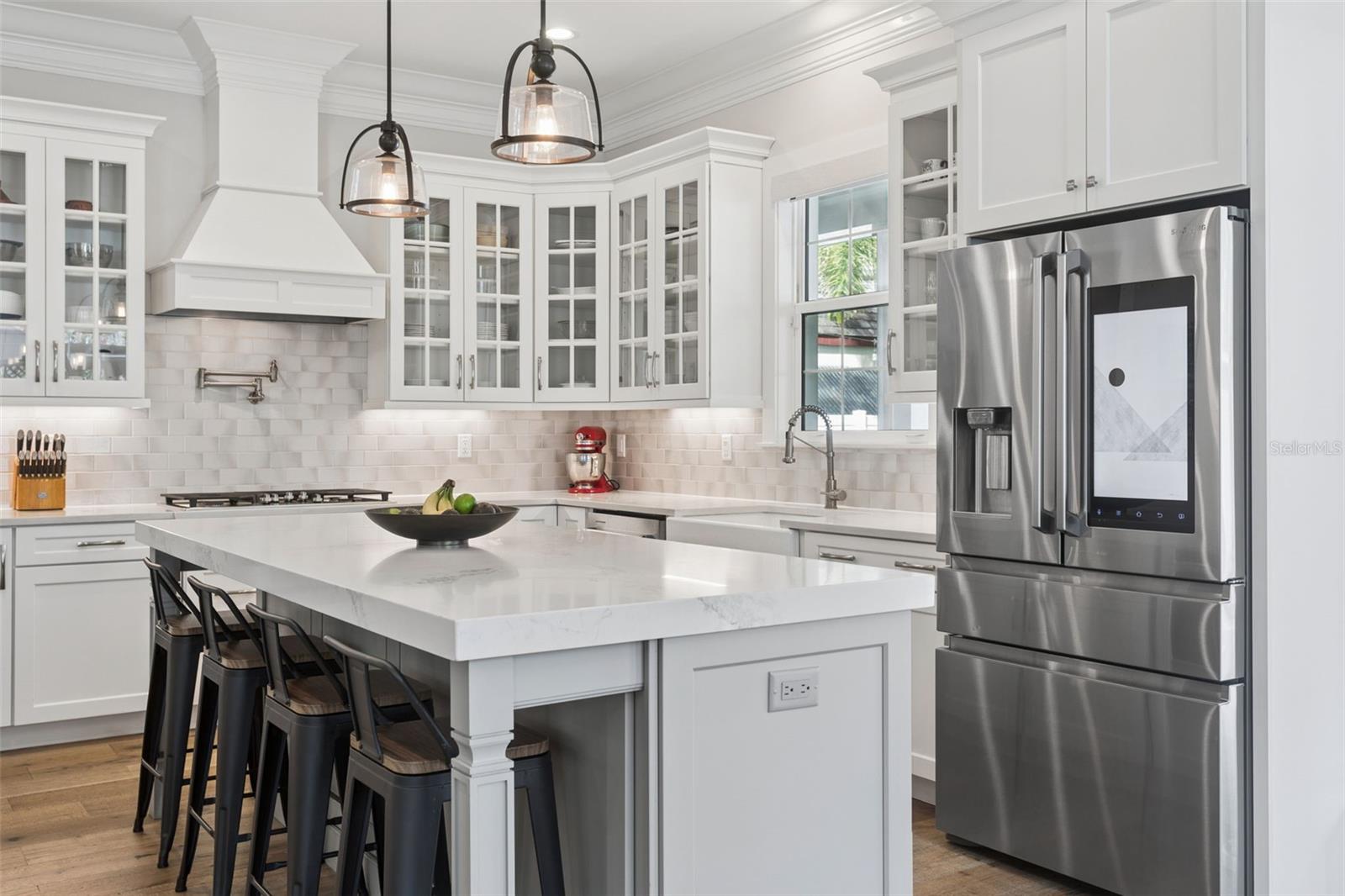 Image 13 of 49 For 2509 Palm Drive