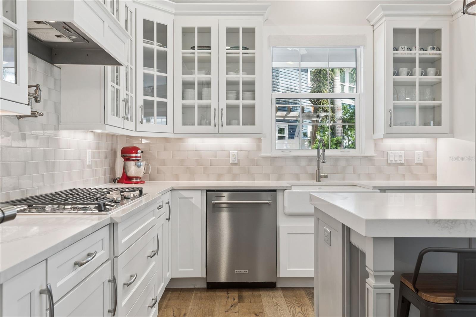 Image 14 of 49 For 2509 Palm Drive