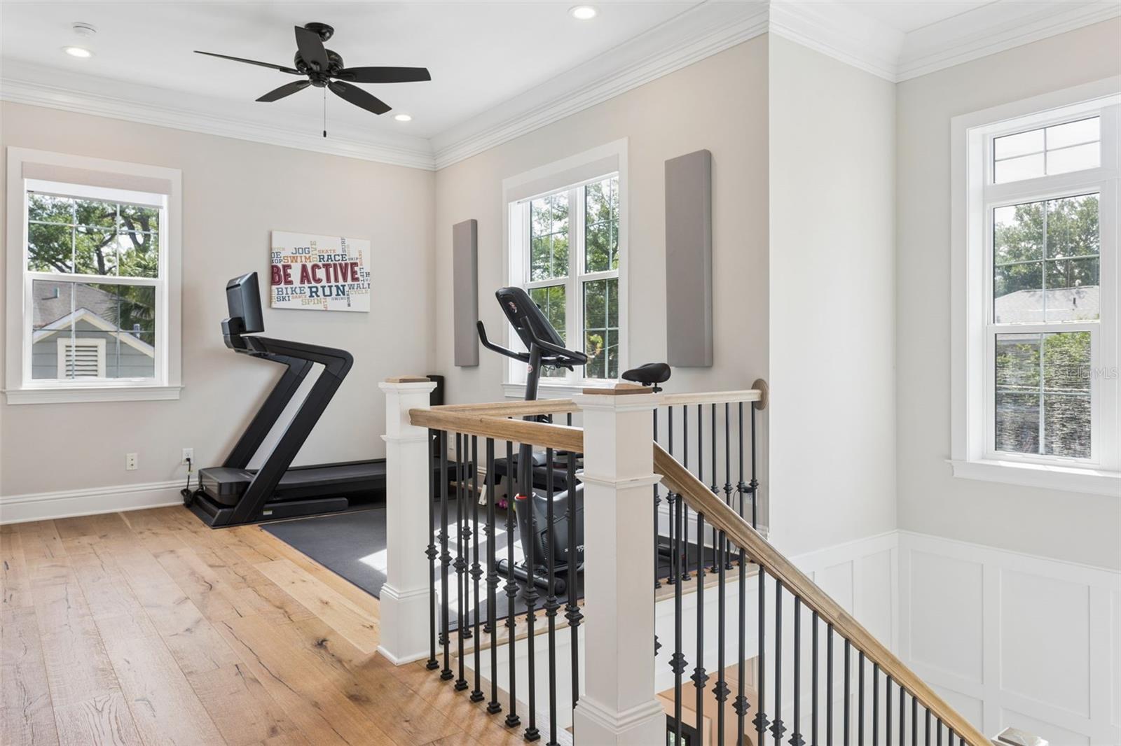 Image 28 of 49 For 2509 Palm Drive