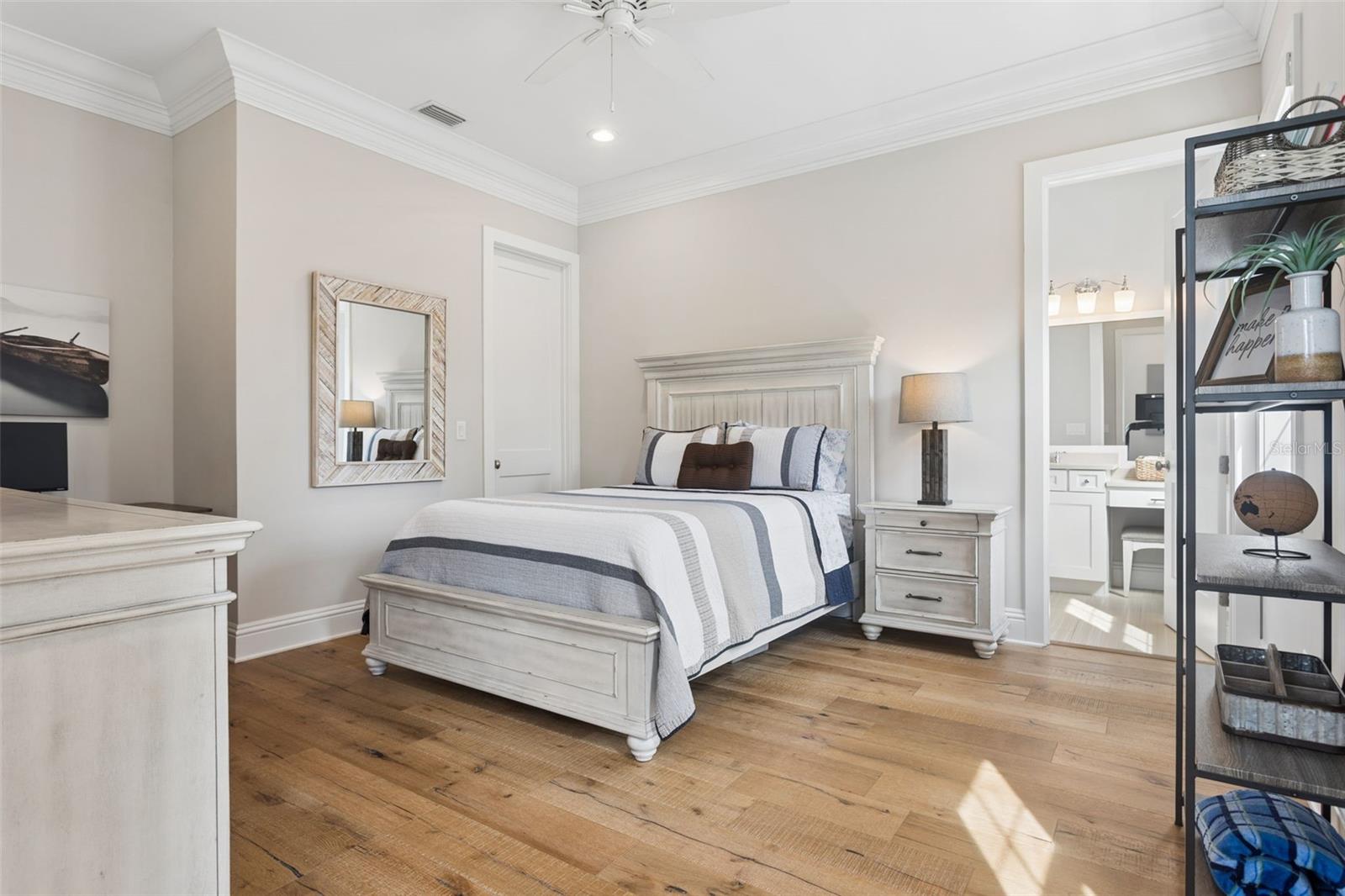 Image 29 of 49 For 2509 Palm Drive