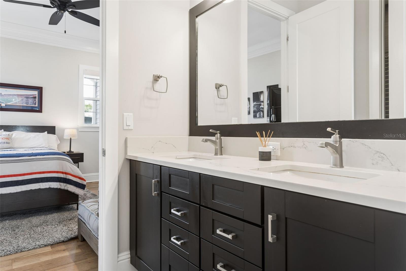 Image 35 of 49 For 2509 Palm Drive