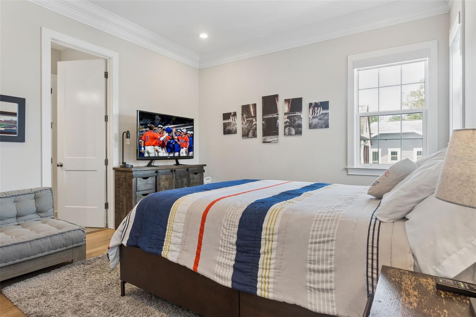 Image 38 of 49 For 2509 Palm Drive