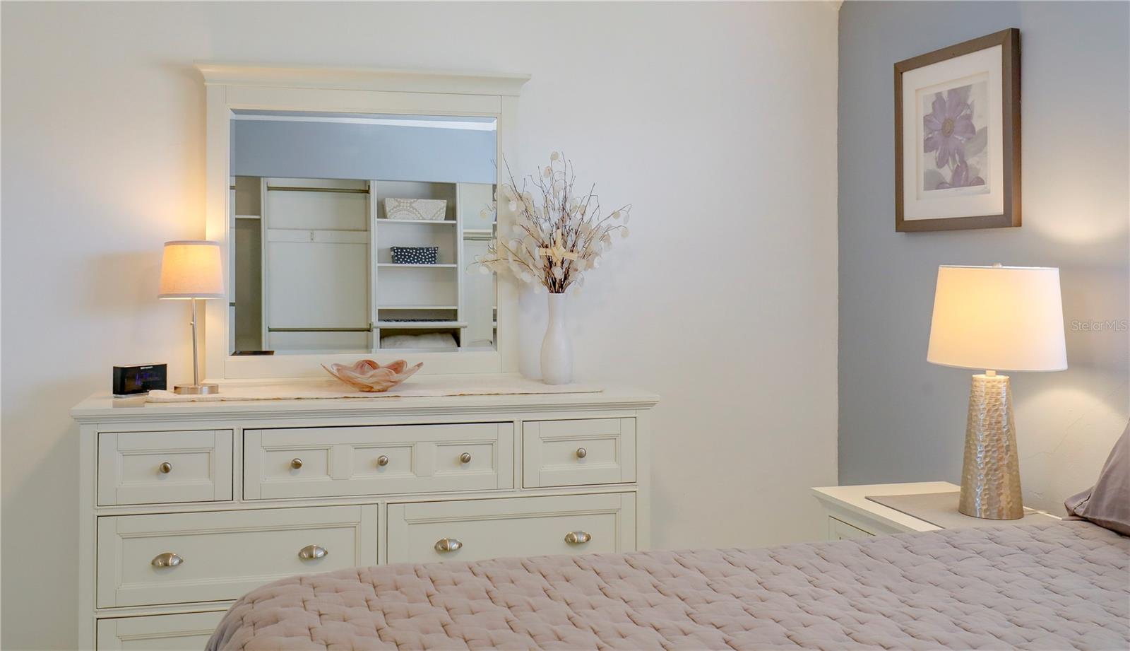 Image 17 of 30 For 9715 Harrell Avenue 24