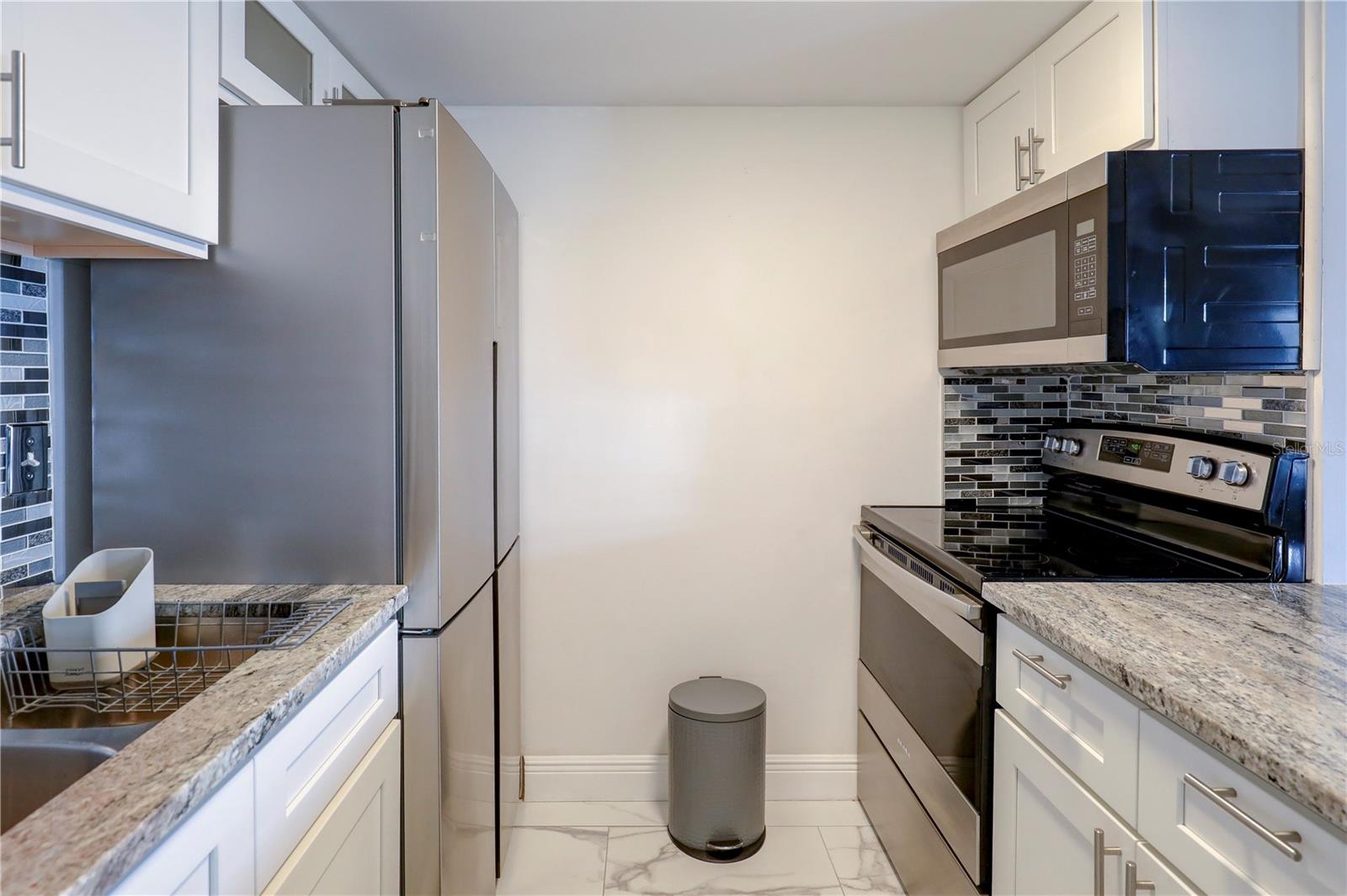 Image 7 of 30 For 9715 Harrell Avenue 24