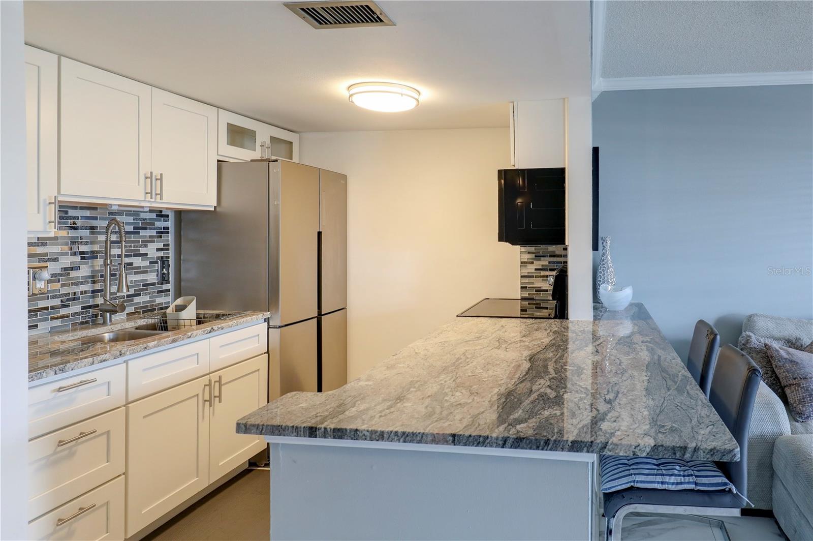 Image 8 of 30 For 9715 Harrell Avenue 24