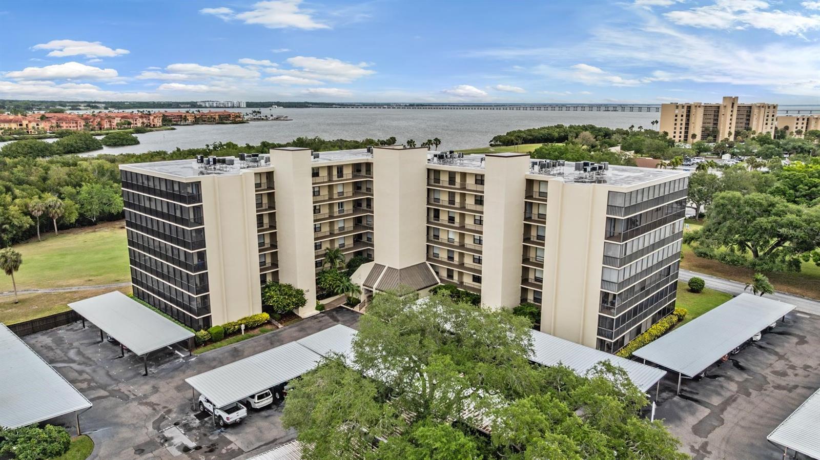 Image 29 of 51 For 3400 Cove Cay Drive 4b