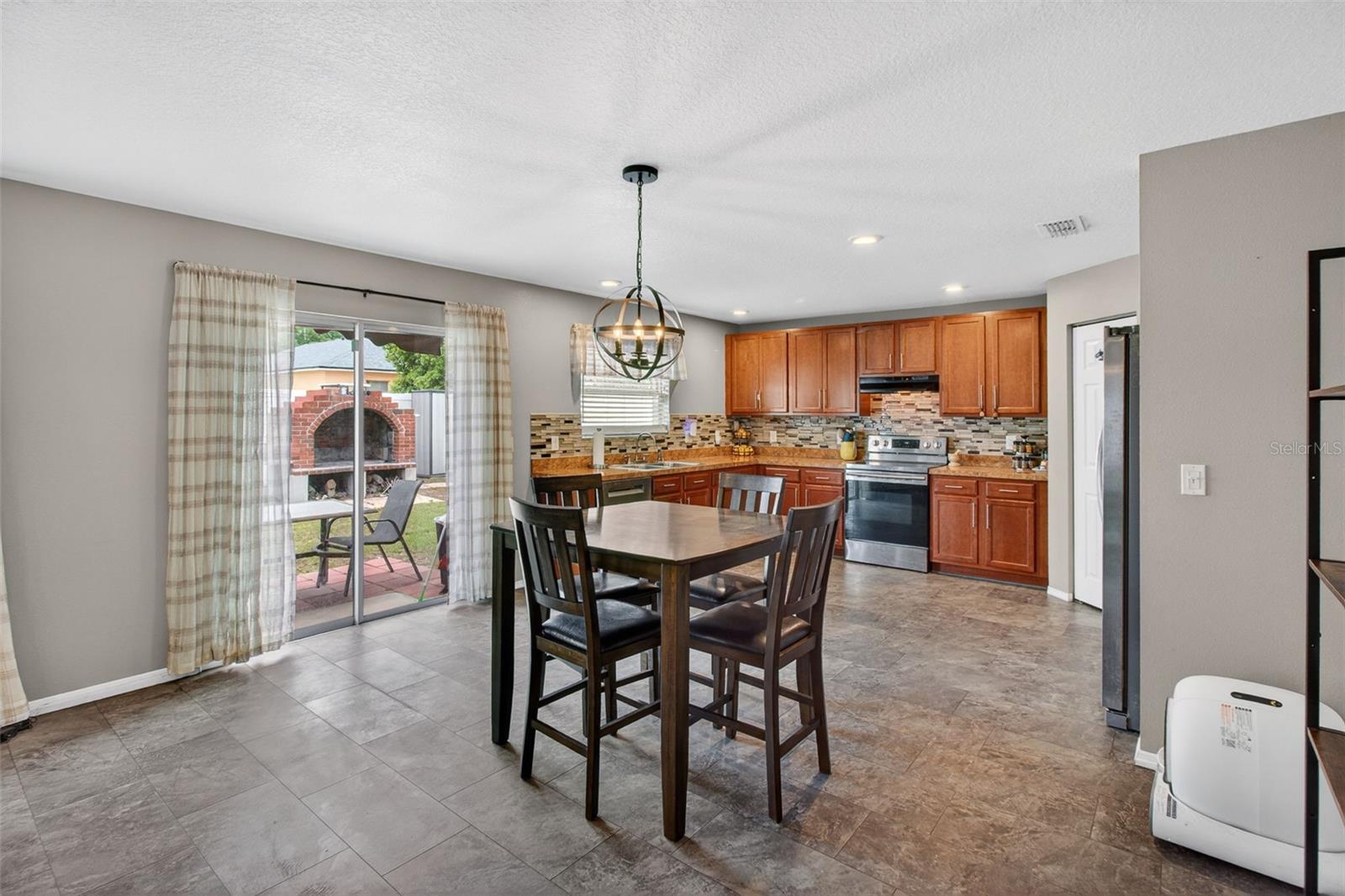 Image 19 of 44 For 11154 Running Pine Drive