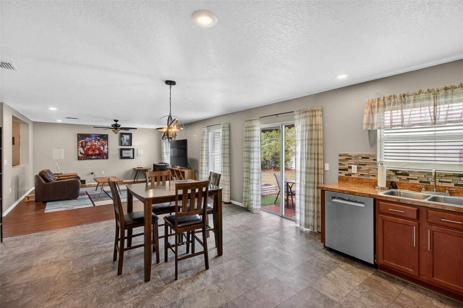 Image 20 of 44 For 11154 Running Pine Drive