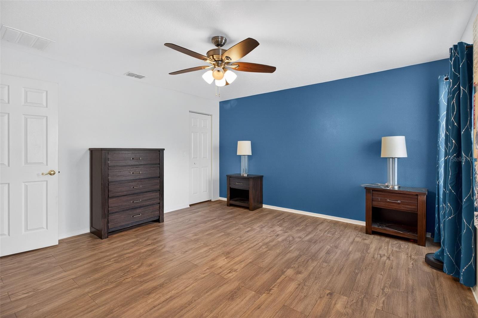 Image 22 of 44 For 11154 Running Pine Drive