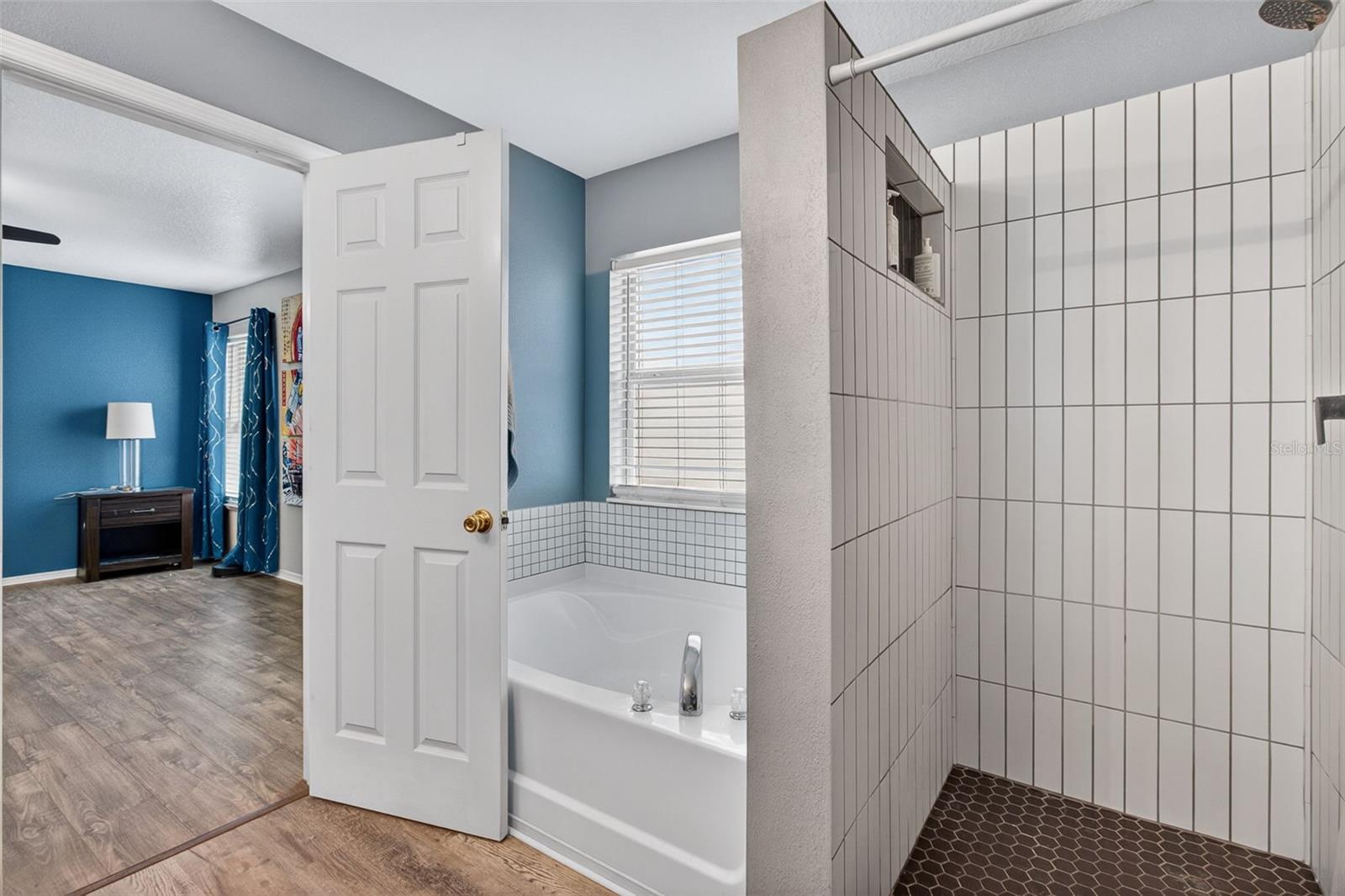 Image 27 of 44 For 11154 Running Pine Drive