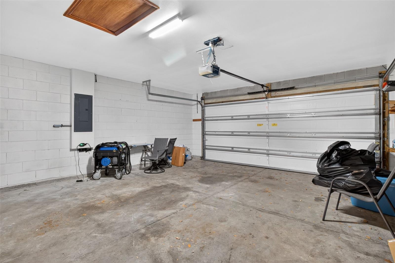 Image 39 of 44 For 11154 Running Pine Drive