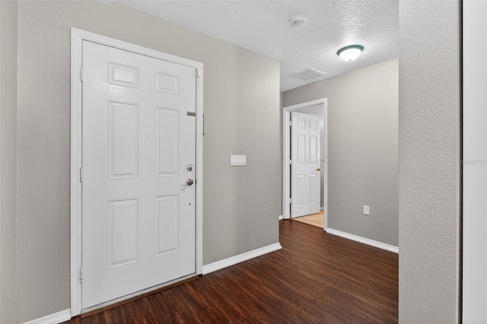 Image 5 of 44 For 11154 Running Pine Drive