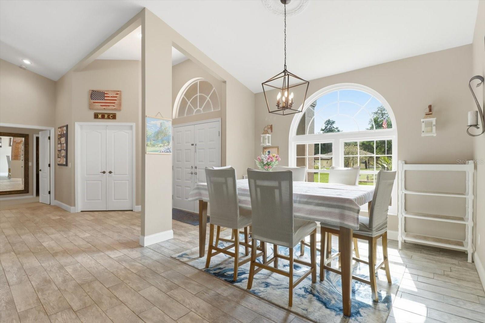 Listing photo id 20 for 30 Pine Street