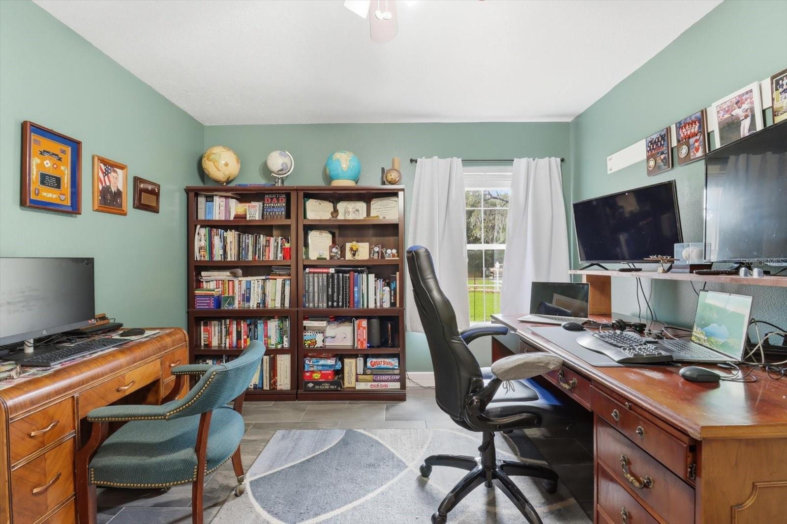 Listing photo id 24 for 30 Pine Street