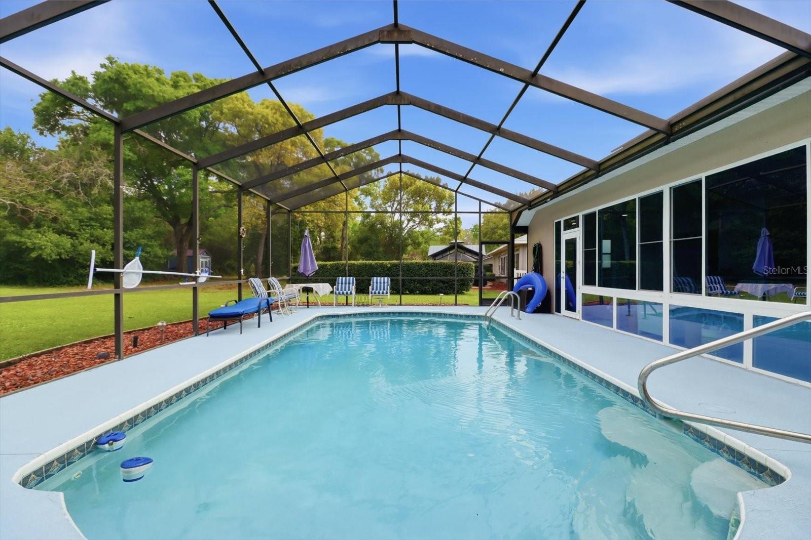 Listing photo id 2 for 30 Pine Street