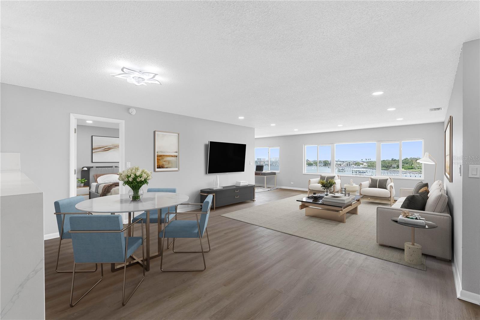 Image 10 of 48 For 100 Bluff View Drive 404c