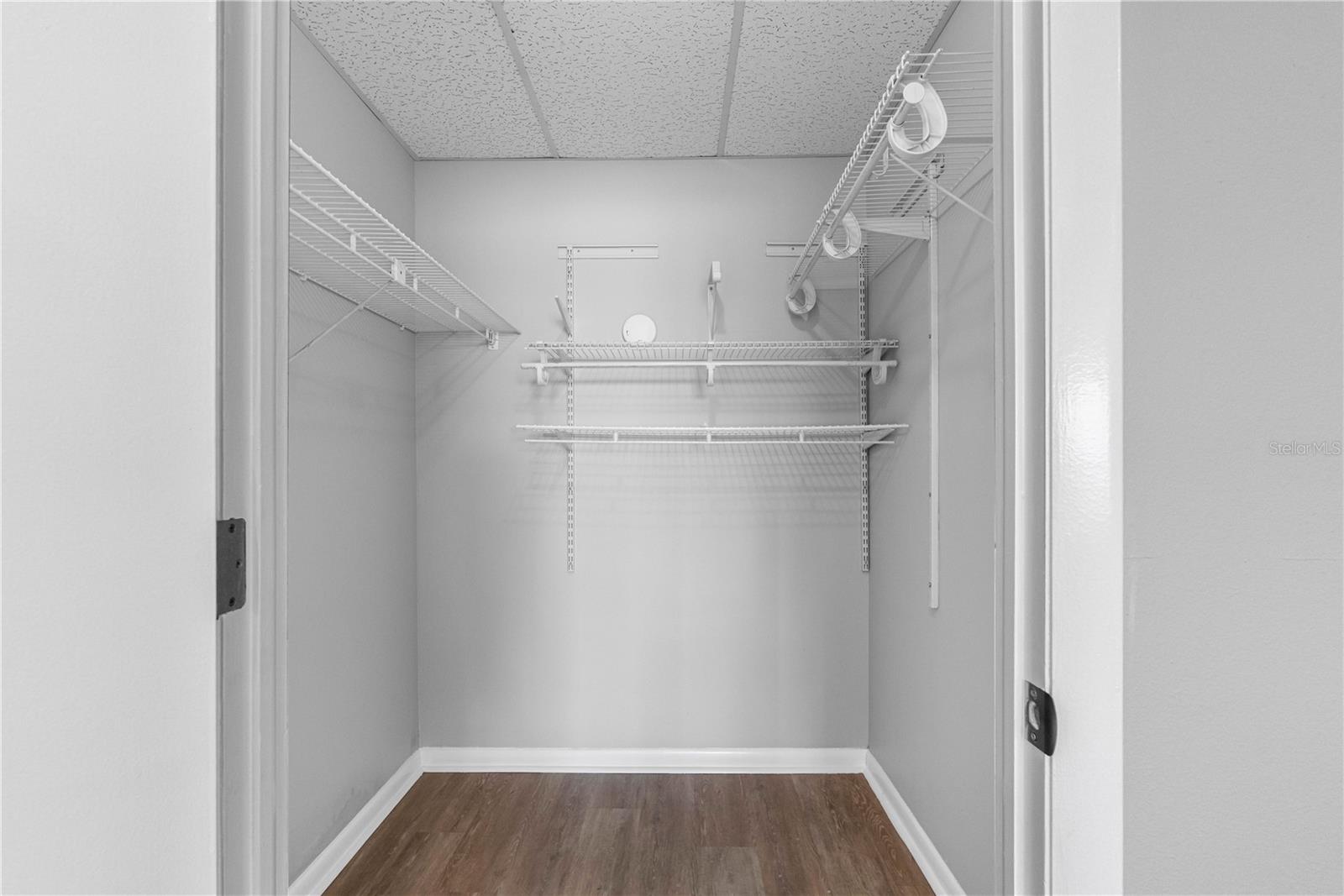 Image 22 of 48 For 100 Bluff View Drive 404c