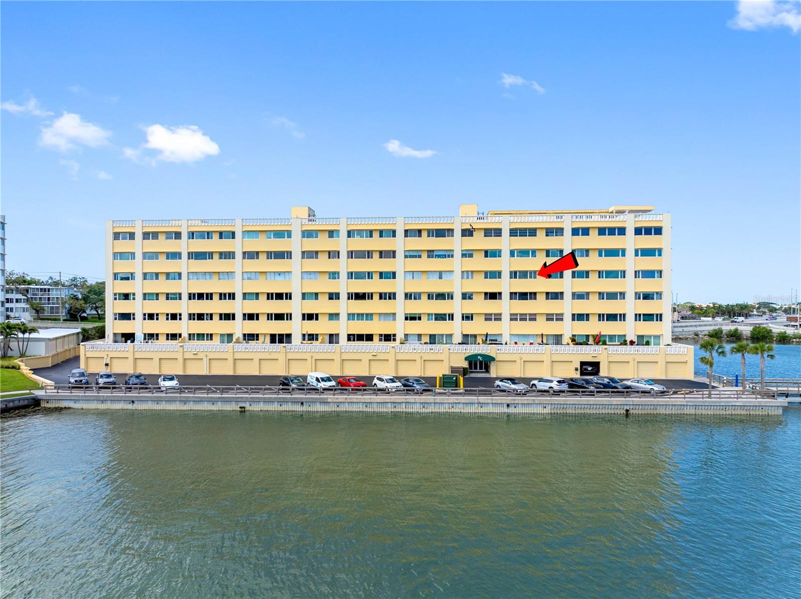 Image 45 of 48 For 100 Bluff View Drive 404c