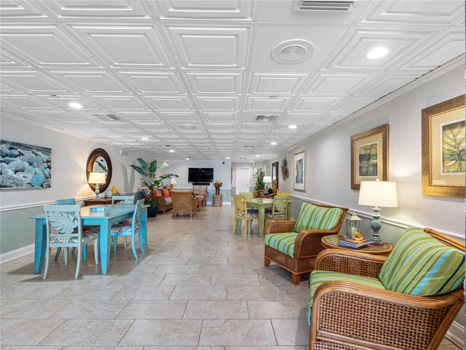 Image 47 of 48 For 100 Bluff View Drive 404c