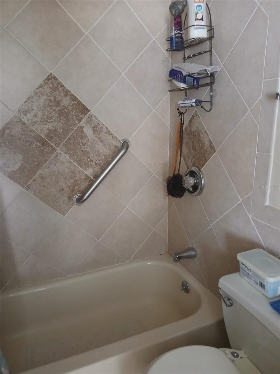 Image 8 of 11 For 2916 Wilder Avenue