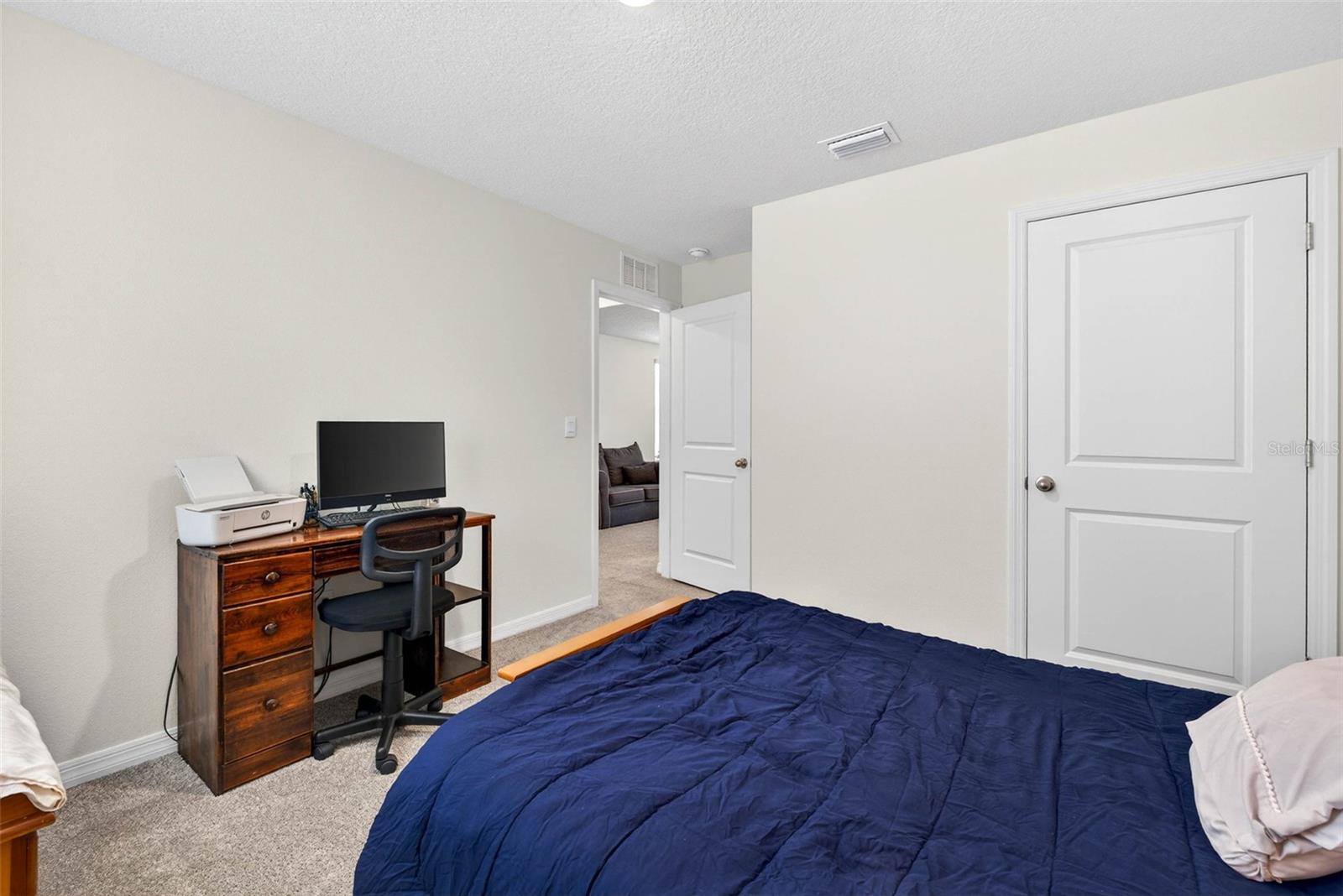 Image 26 of 40 For 13765 Whiskey Daisy Drive