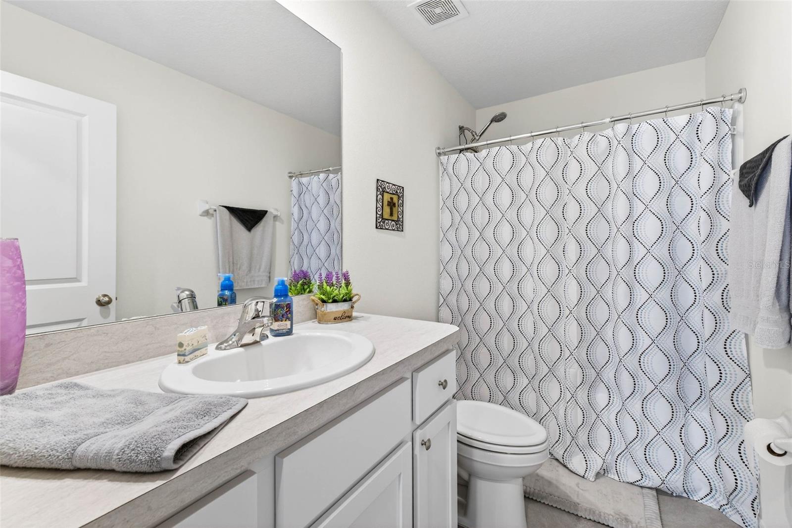 Image 27 of 40 For 13765 Whiskey Daisy Drive