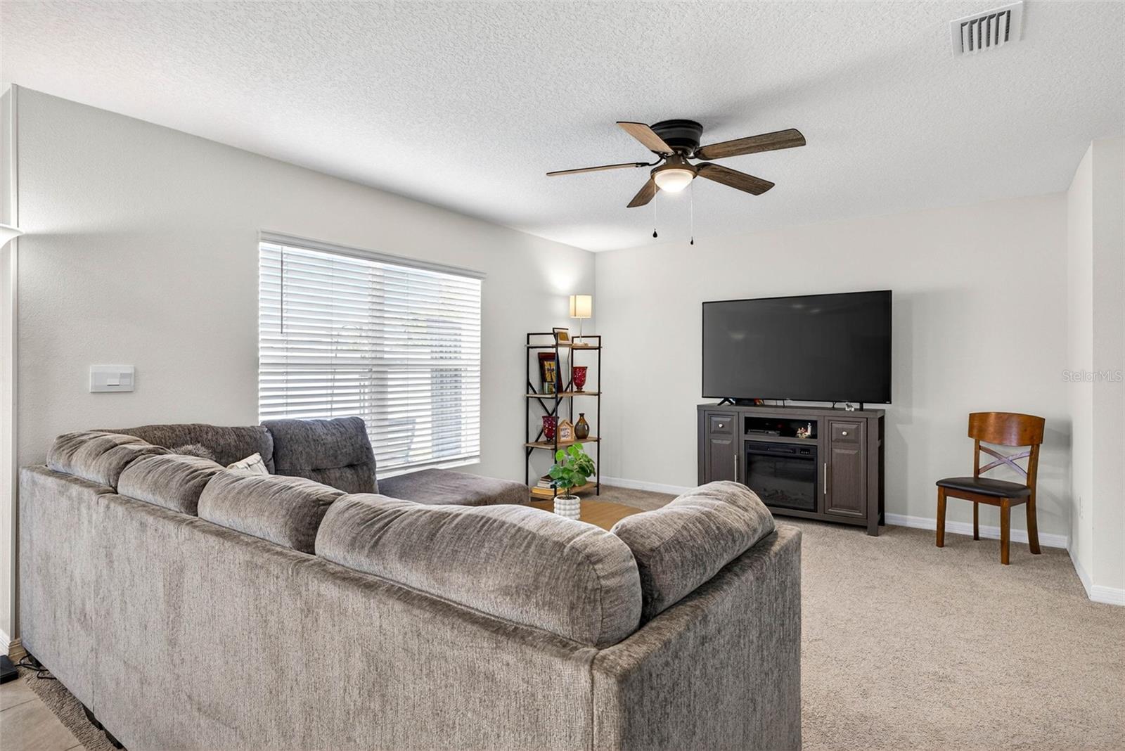 Image 5 of 40 For 13765 Whiskey Daisy Drive