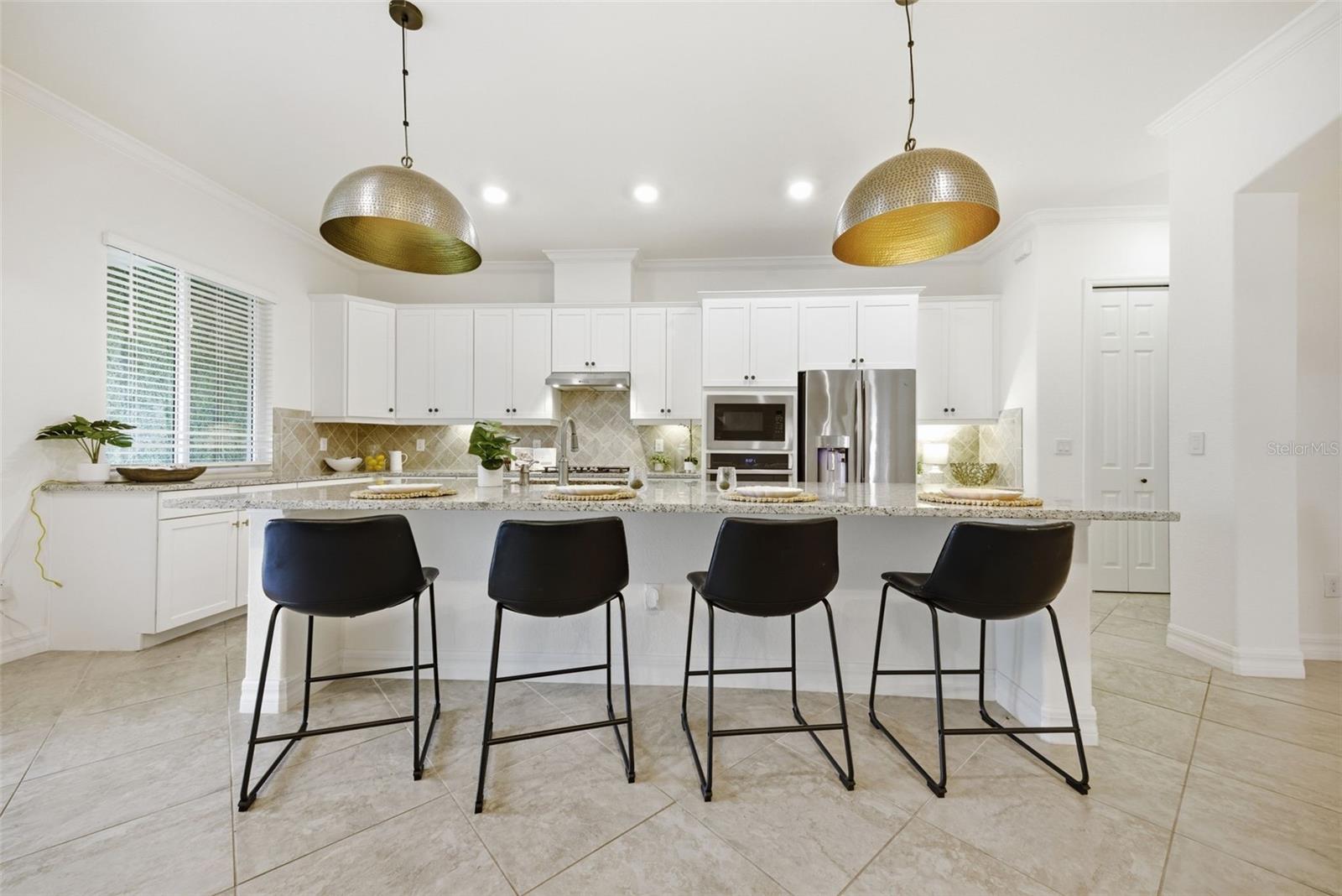 Image 10 of 39 For 12241 Perennial Place