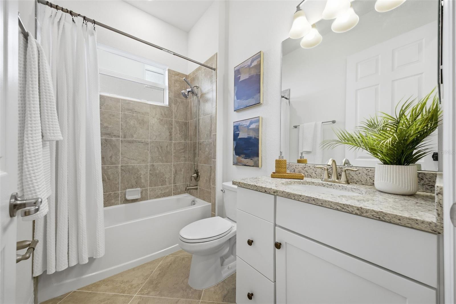 Image 23 of 39 For 12241 Perennial Place