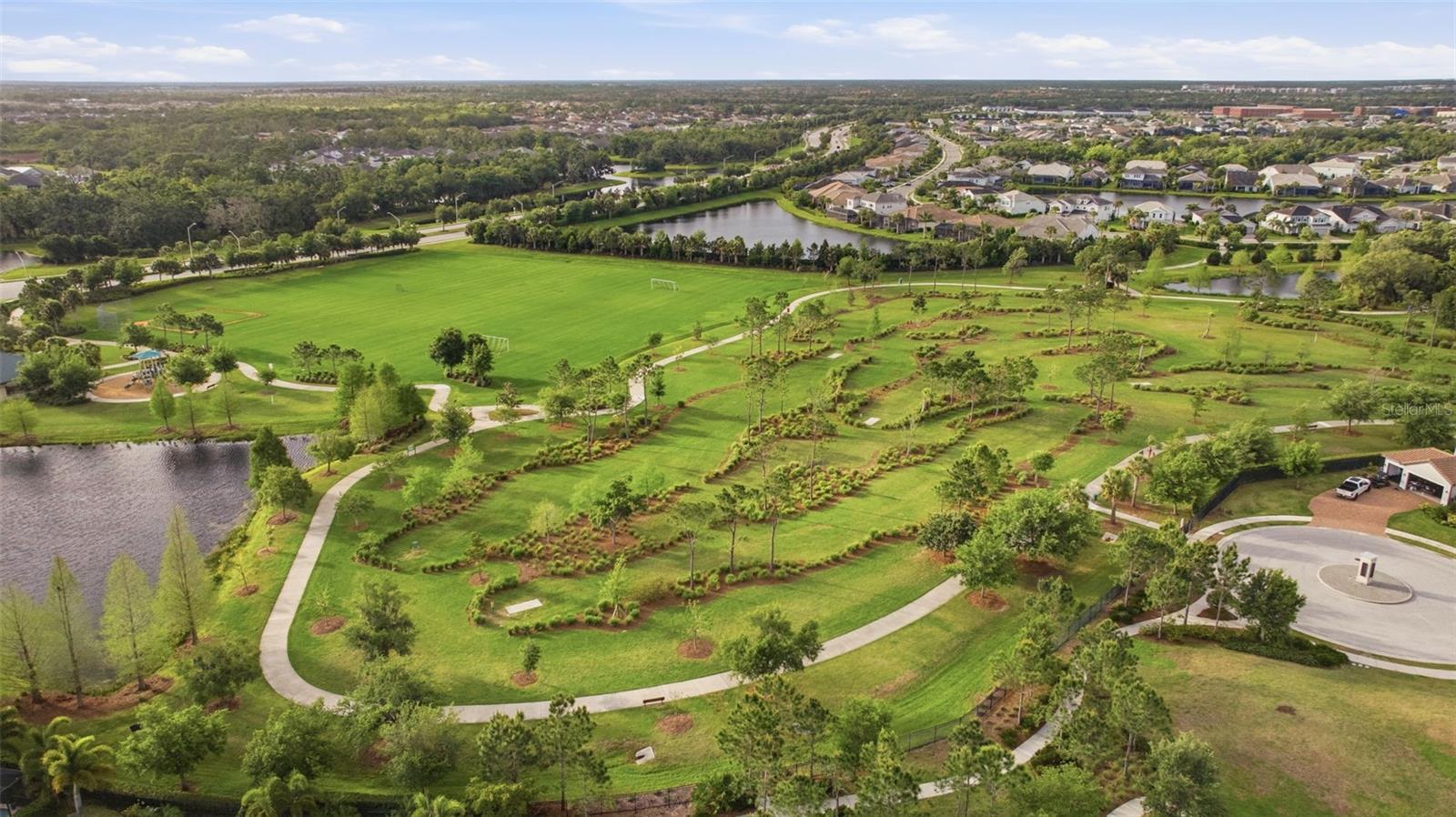 Image 38 of 39 For 12241 Perennial Place