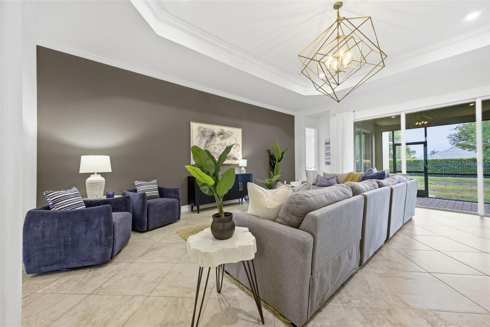 Image 7 of 39 For 12241 Perennial Place