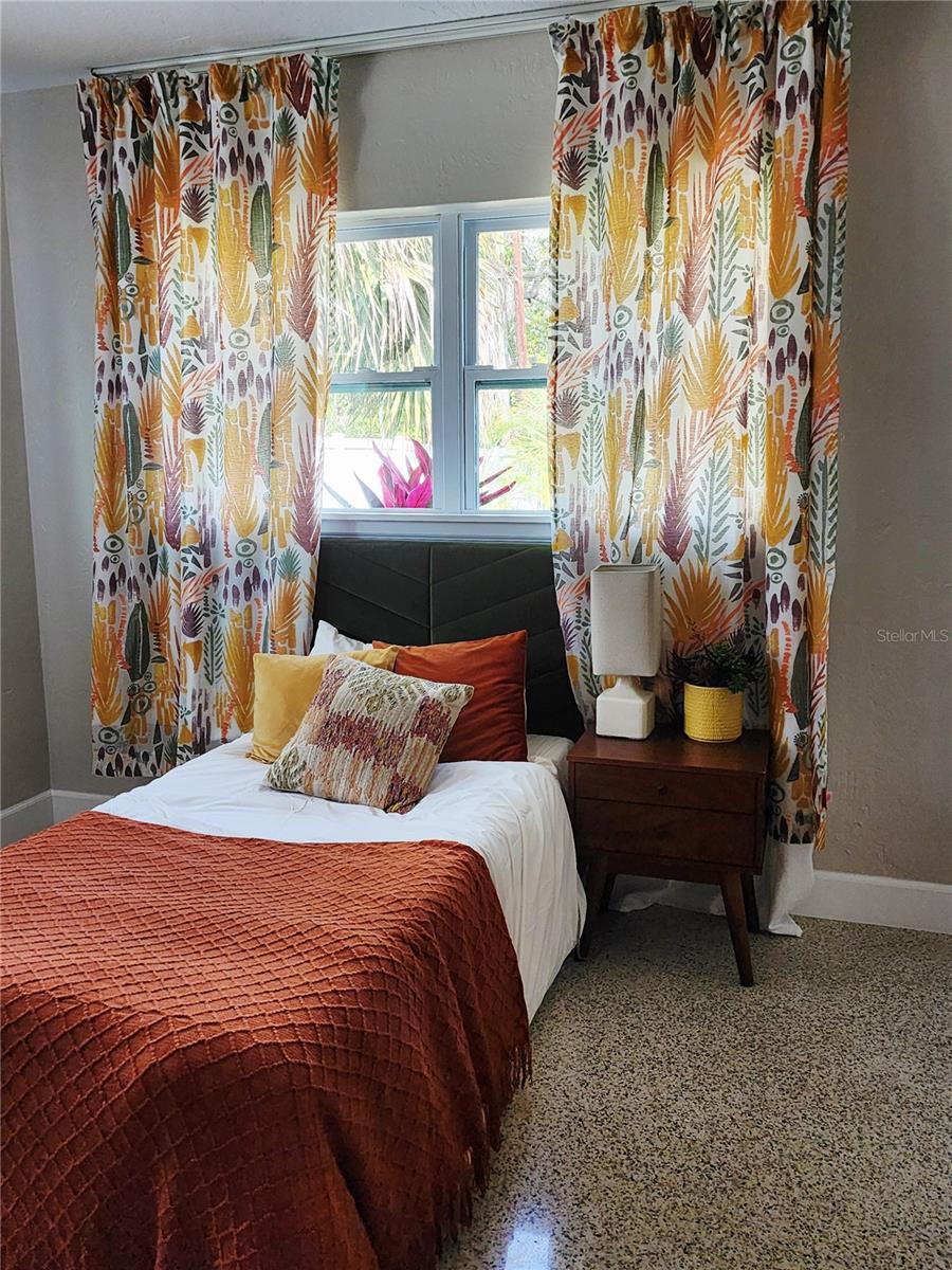 Image 18 of 27 For 345 55th Avenue S