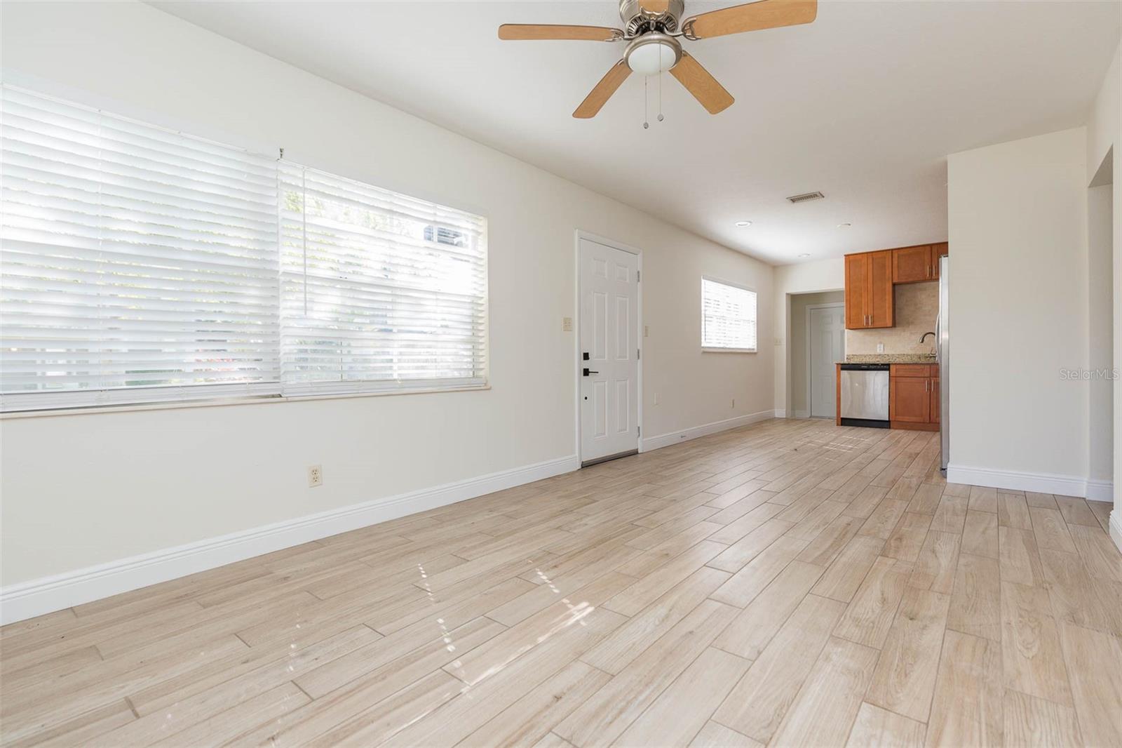 Image 3 of 15 For 3401 San Pedro Street