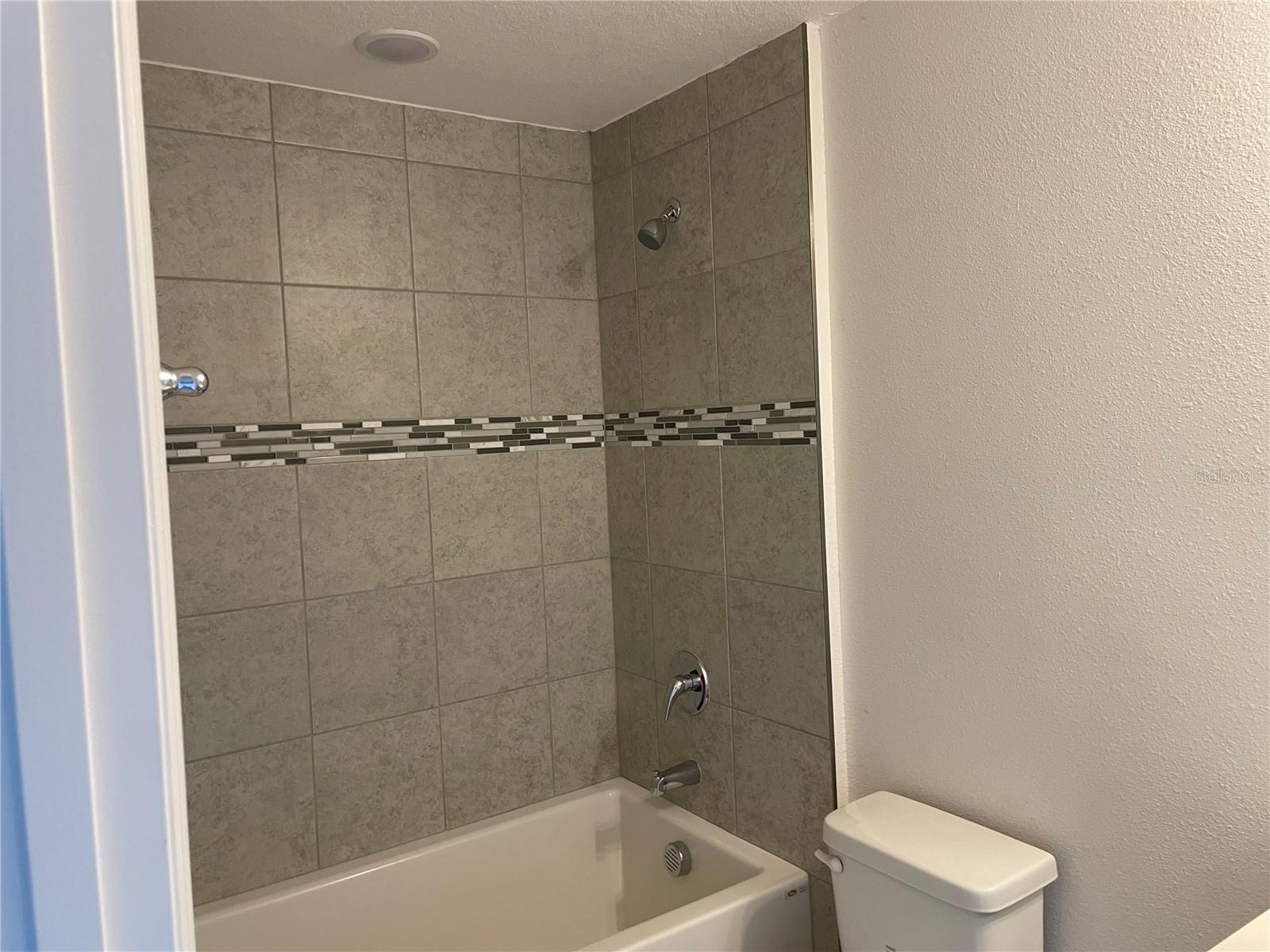 Image 11 of 19 For 10060 Dolphin Gull Circle