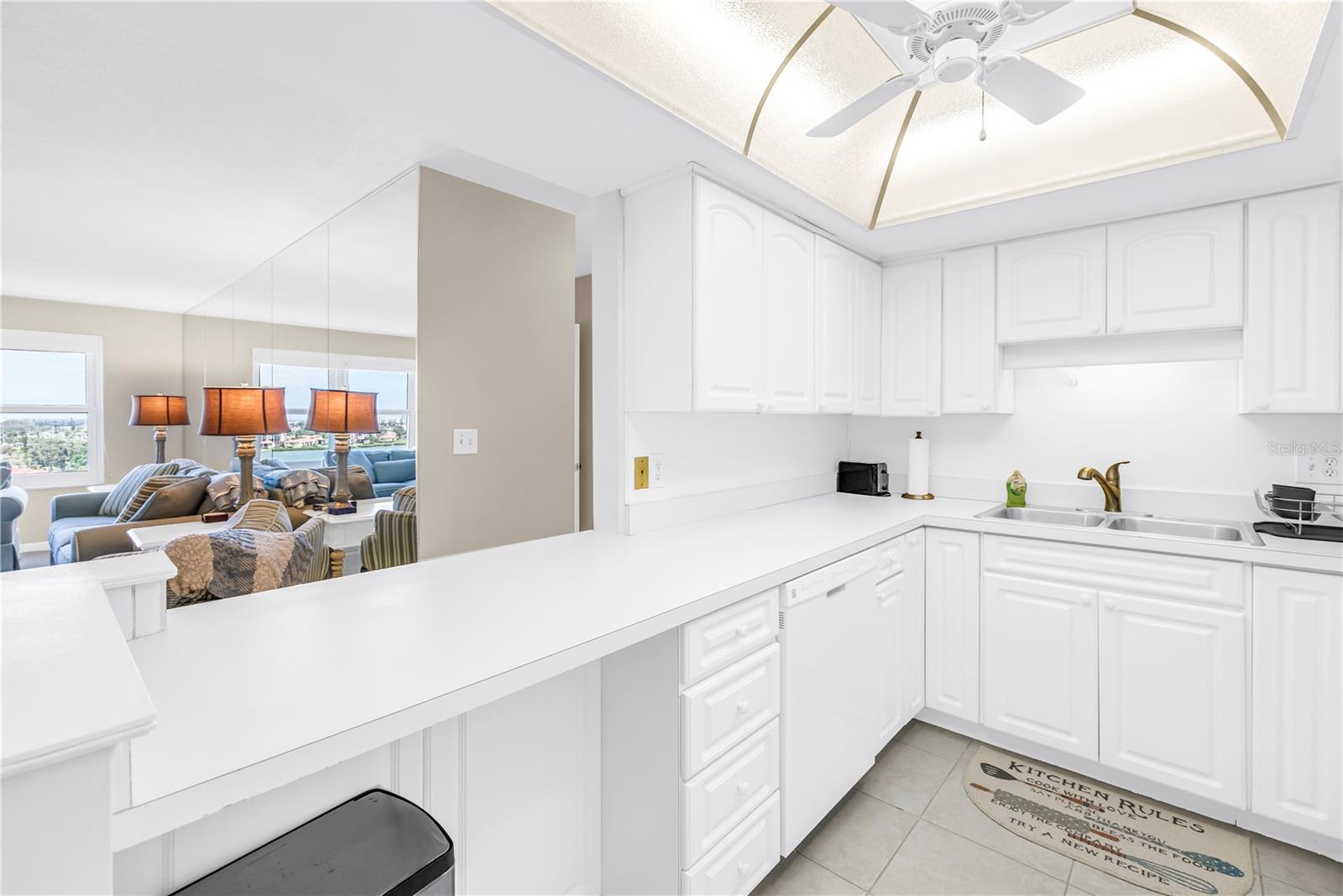 Image 16 of 52 For 5220 Brittany Drive S 1202