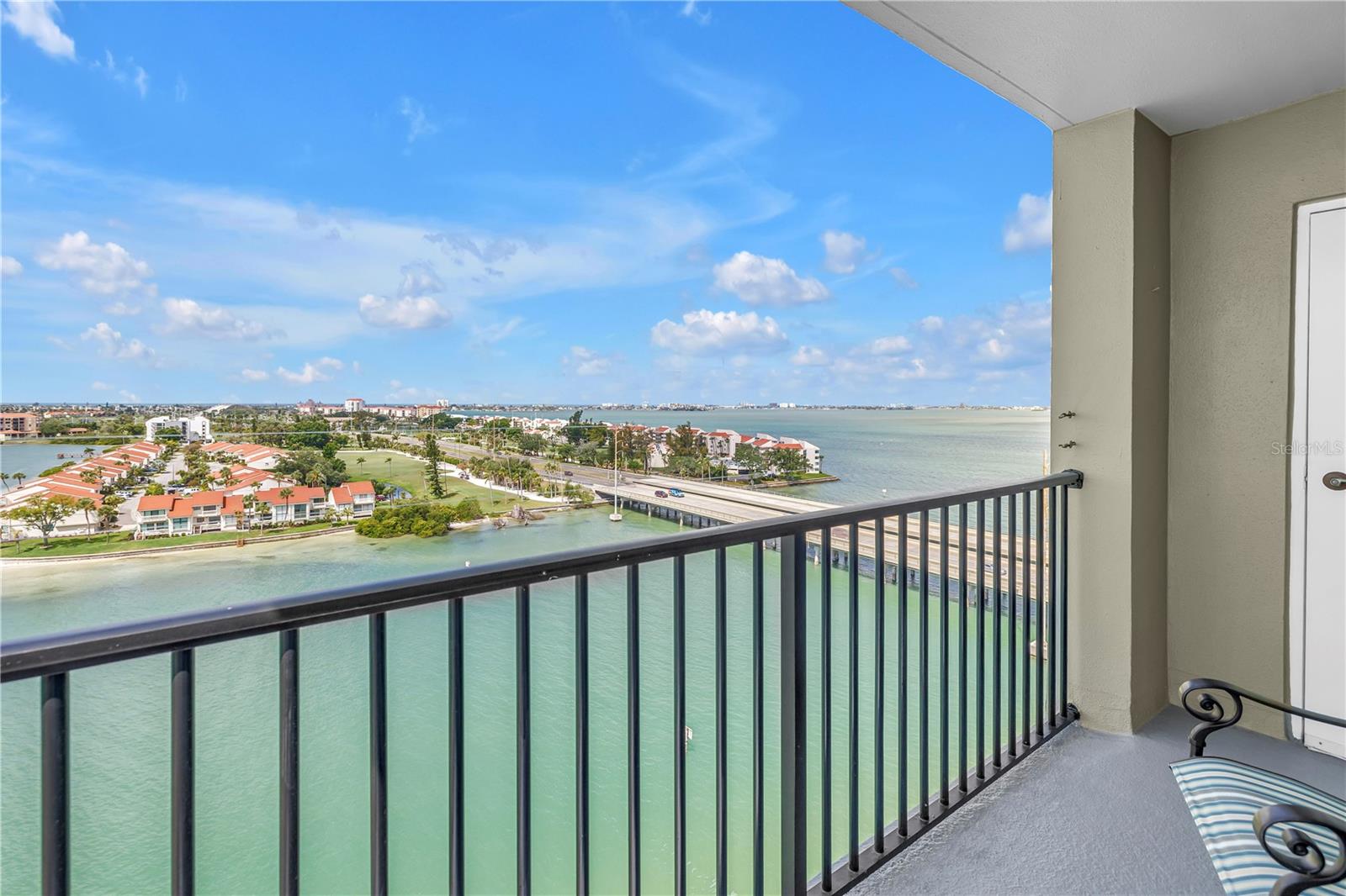 Image 28 of 52 For 5220 Brittany Drive S 1202