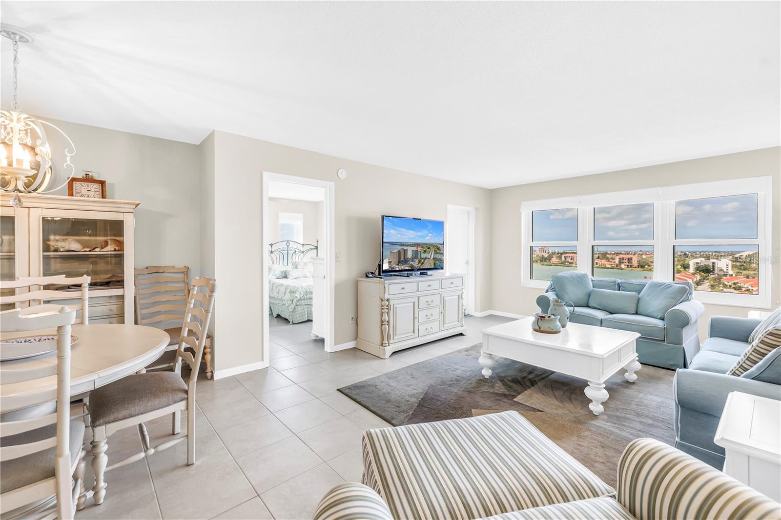 Image 7 of 52 For 5220 Brittany Drive S 1202