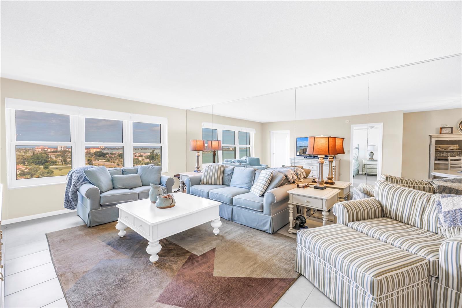 Image 9 of 52 For 5220 Brittany Drive S 1202