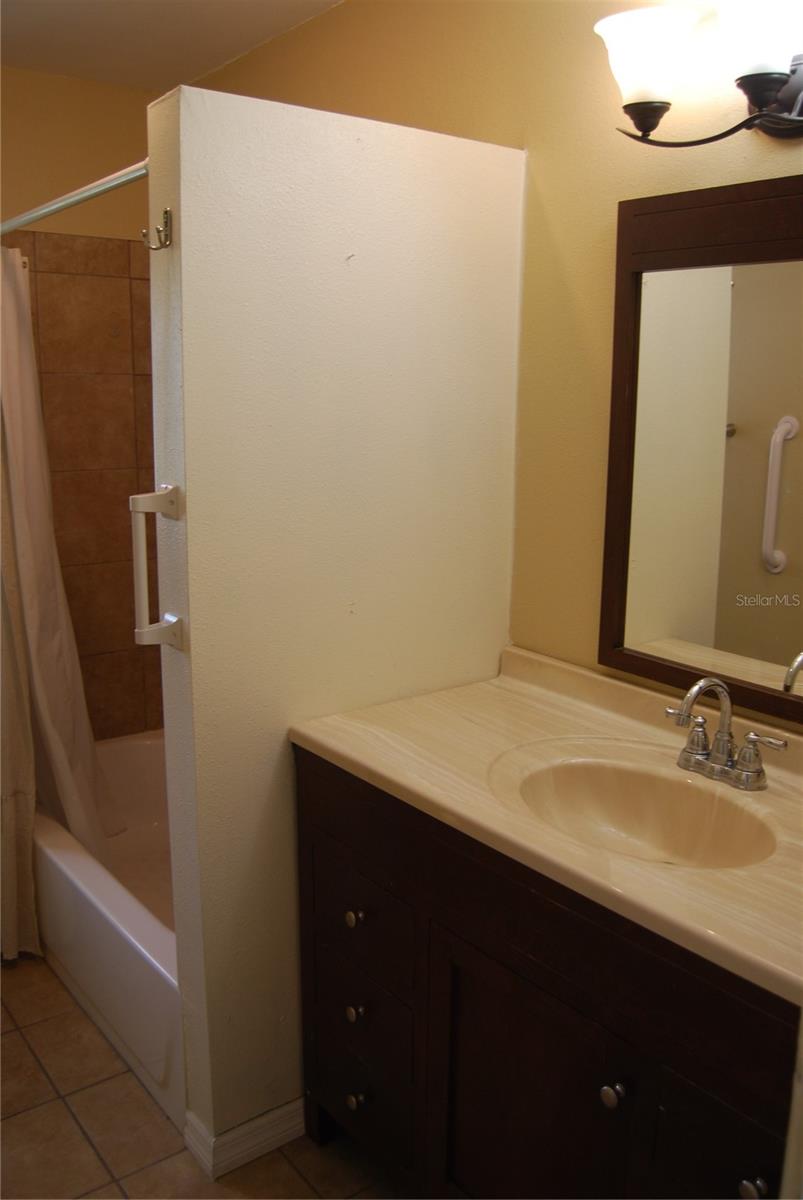 Image 17 of 28 For 2851 67th Street N