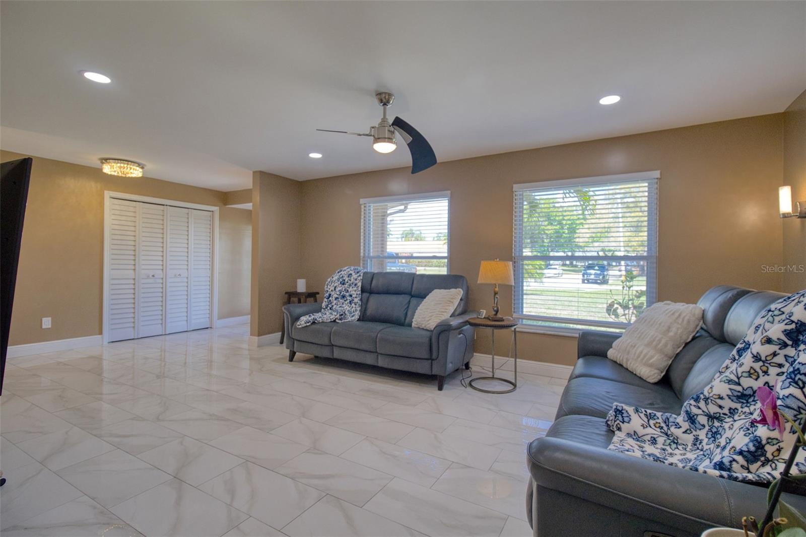 Image 11 of 62 For 2315 Minneola Road