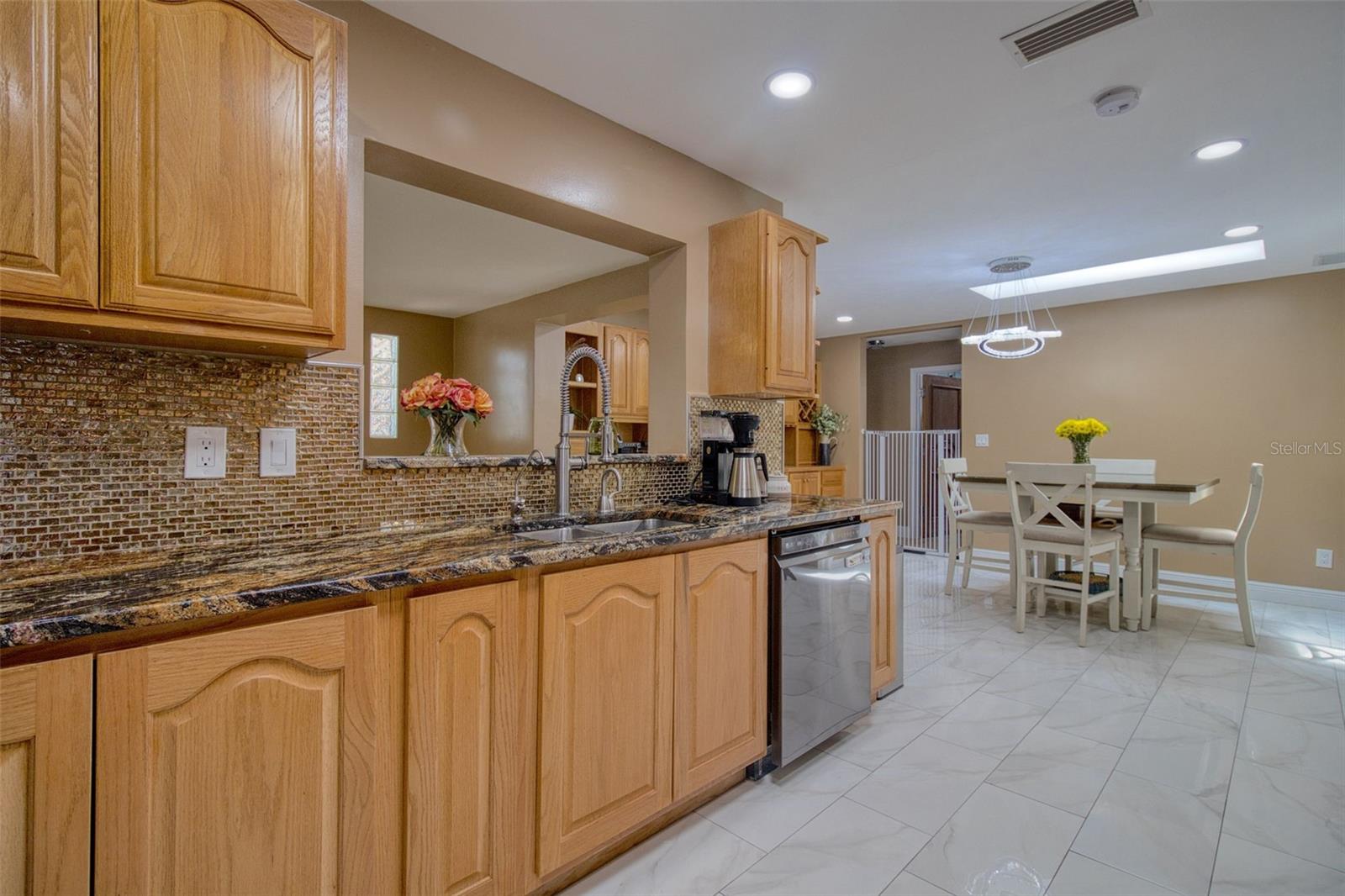 Image 14 of 62 For 2315 Minneola Road